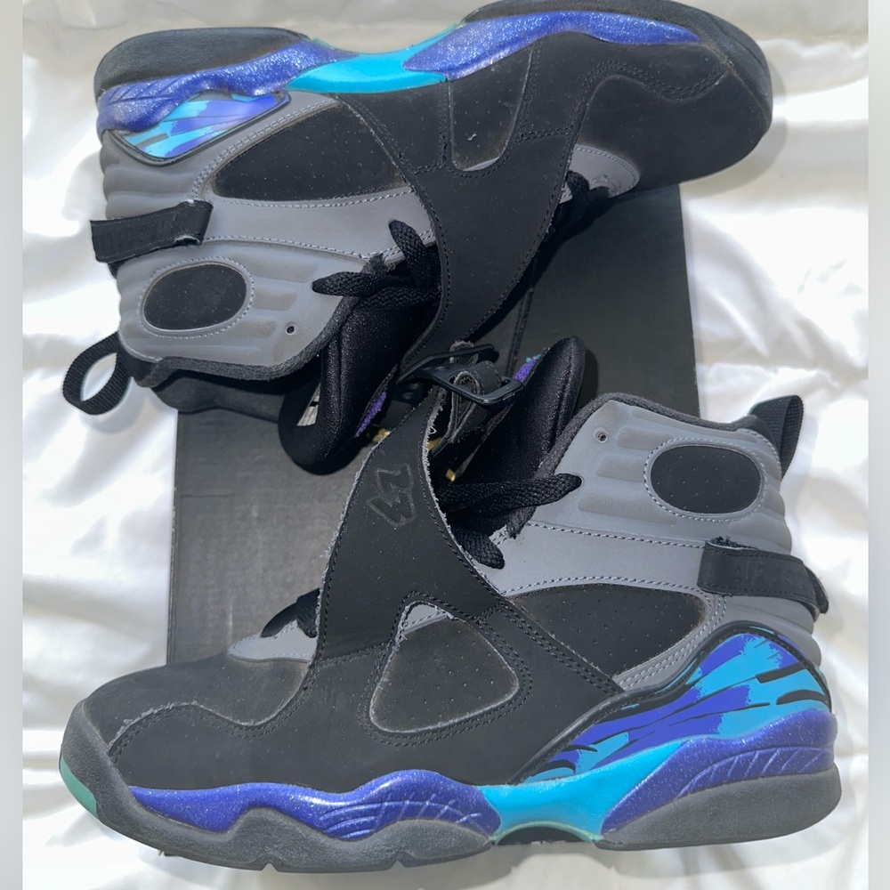 Used Air Jordan 8s